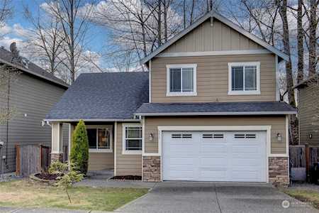 351 Field Place NE Renton, WA 98059
