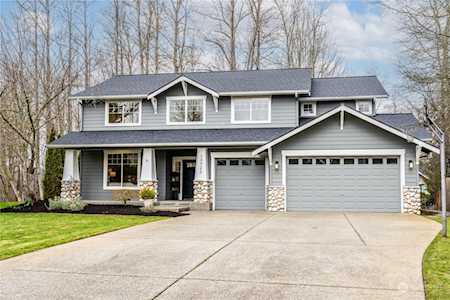 24922 NE 1st Place Sammamish, WA 98074