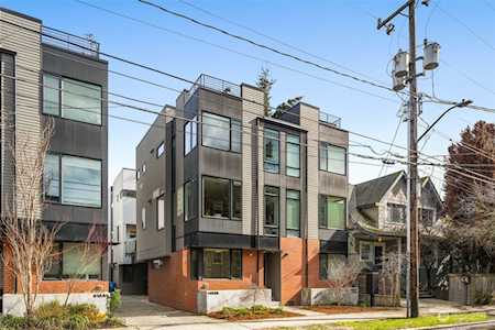 410 B 10th Ave E Seattle, WA 98102