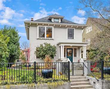 723 16th Ave E Seattle, WA 98112