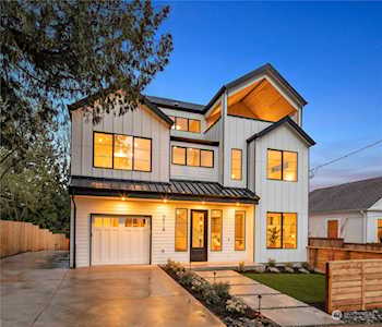 214 29th Ave E Seattle, WA 98112
