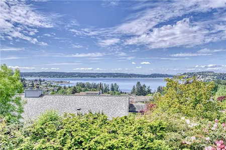 1233 S Sunset Dr Tacoma, WA 98465