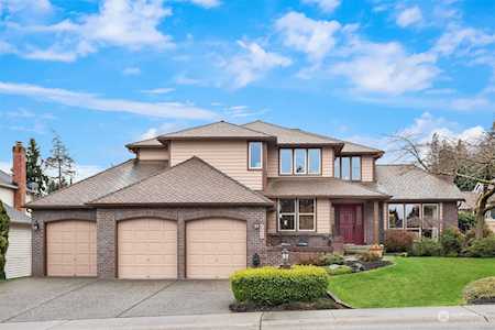 2224 237th Place SE Bothell, WA 98021