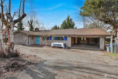 2425 66th Ave SE Mercer Island, WA 98040