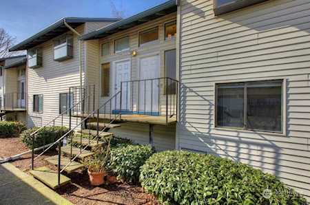 1313 W James St #4 Kent, WA 98032