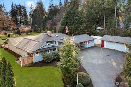 19325 NE Redmond Rd Redmond, WA 98053
