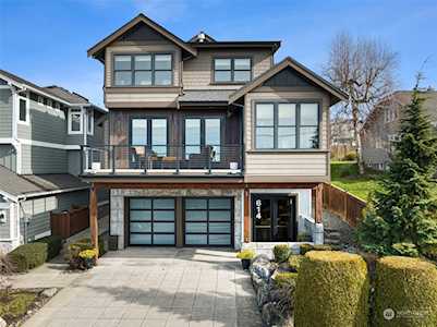 614 Grant Ave S Renton, WA 98057