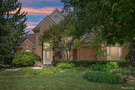 4568 Forestview West Bloomfield Twp, MI 48322