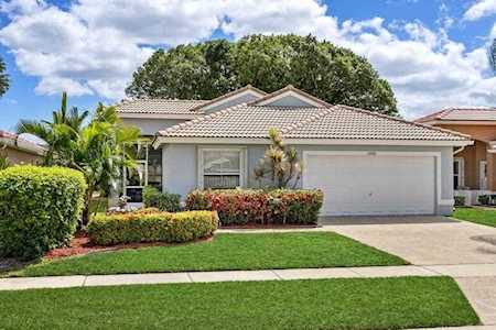6288 Barton Creek Circle Lake Worth, FL 33463