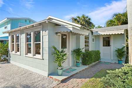 124 93rd Ave Treasure Island, FL 33706