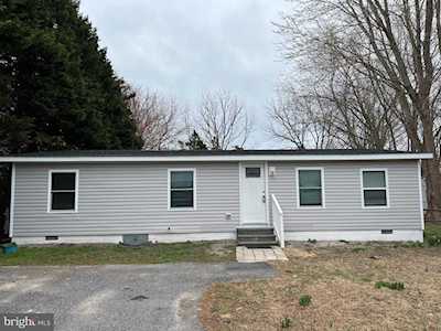 19213 E Meadowview Dr Milton, DE 19968