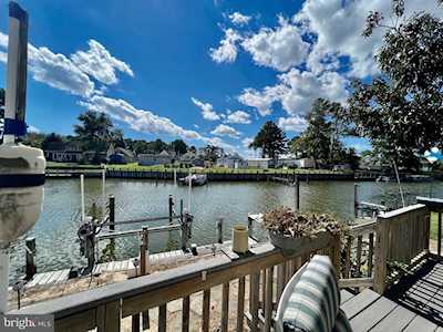 38205 Piney Point Rd Ocean View, DE 19970