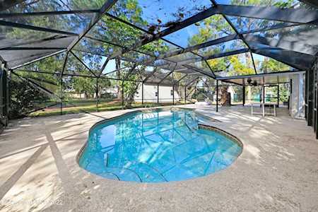 585 Orange Grove Avenue Melbourne, FL 32904