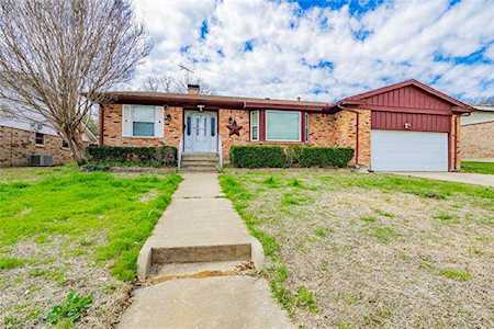 4613 Ridgemont Road Haltom City, TX 76117