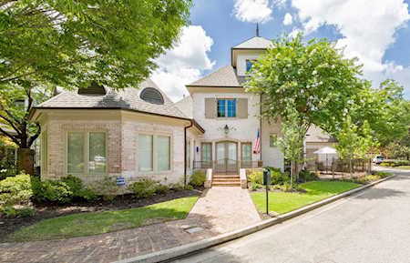 558 Magnolia Mound Dr Memphis, TN 38103