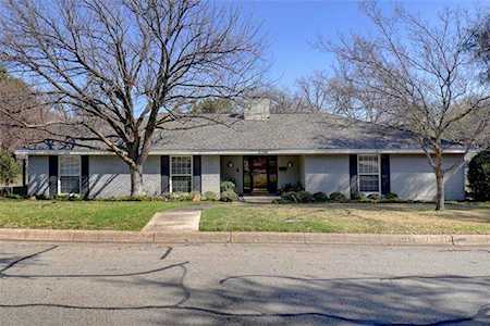 4708 Briarhaven Road Fort Worth, TX 76109