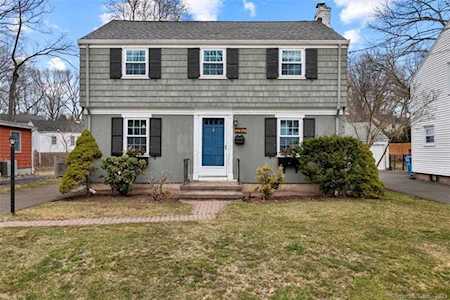 294 Thornton Street Hamden, CT 06517