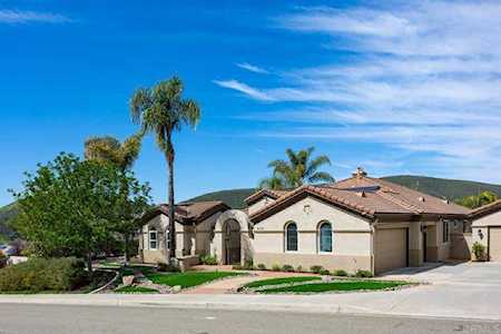 656 Arcadia Bluff Court San Marcos, CA 92069