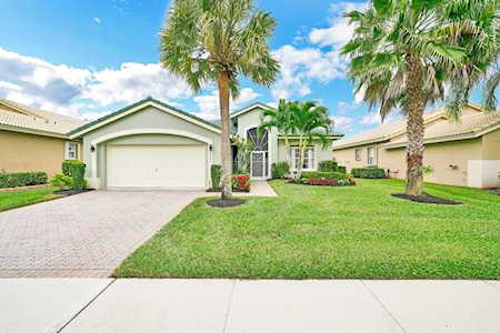 8901 Via Tuscany Drive Boynton Beach, FL 33472