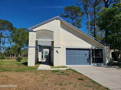 108 Shoal Creek Circle Daytona Beach, FL 32114