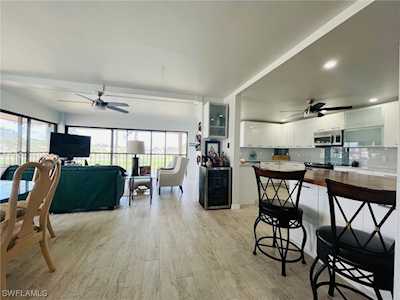 7410 Lake Breeze Dr #210 Fort Myers, FL 33907