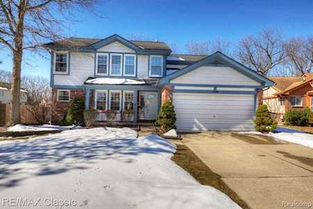 2680 Brookhaven Rd Canton Twp, MI 48188