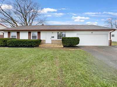 35 Lancaster Drive Heath, OH 43056