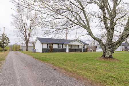 2255 Bearwallow Rd Ashland City, TN 37015