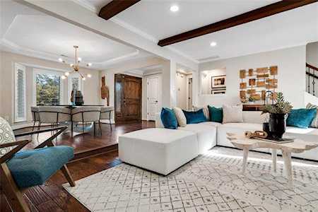 9109 Glen Springs Drive Dallas, TX 75243