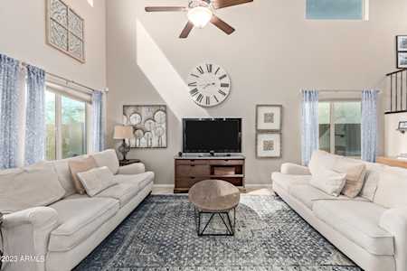 1035 W Spur Drive Phoenix, AZ 85085