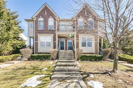 564 Superior Parkway Westland, MI 48185
