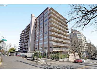 2323 SW Park PL #701 Portland, OR 97205