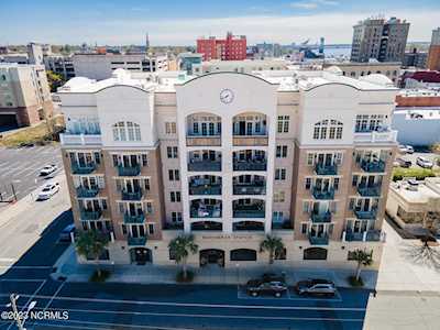 124 Walnut Street Wilmington, NC 28401