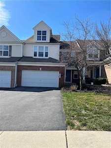 1814 Majestic Dr Orefield, PA 18069