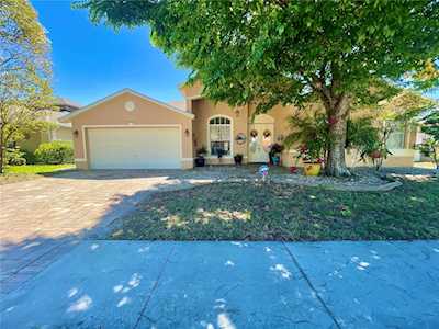 10100 Shooting Star Ct New Port Richey, FL 34655