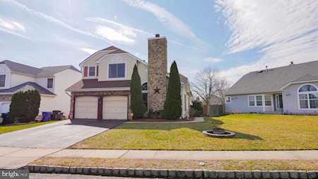 12 Red Fox St Burlington, NJ 08016