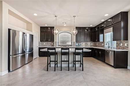 10085 Griffin Creek St Las Vegas, NV 89141