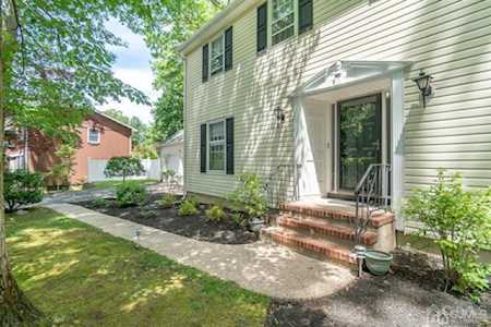 27 Gloucester Court East Brunswick, NJ 08816
