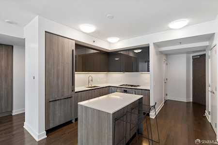 201 Folsom Street #11D San Francisco, CA 94105
