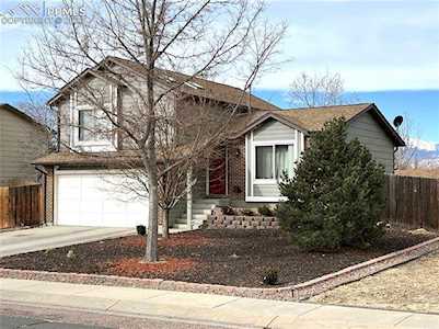 6870 Sagewood Court Colorado Springs, CO 80918