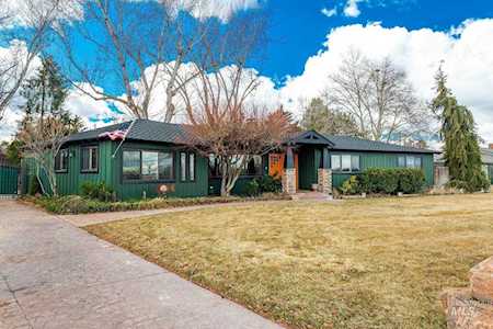 4917 Mountain View Dr. Boise, ID 83704-0000