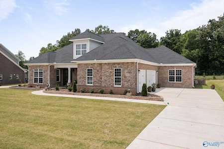 328 Merrydale Drive Huntsville, AL 35811