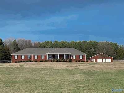 215 Carters Gin Road Toney, AL 35773