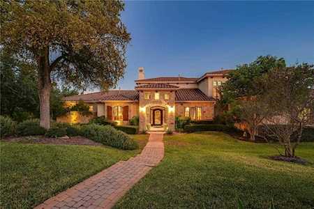 6911 Greenshores DR Austin, TX 78730