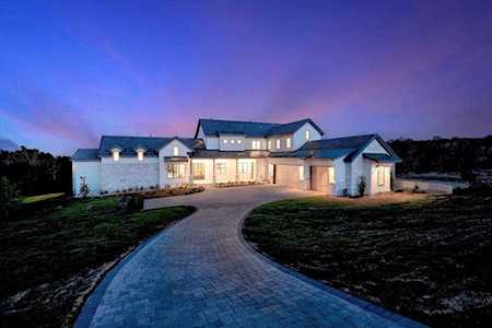 6013 Silver Luna WAY Austin, TX 78738