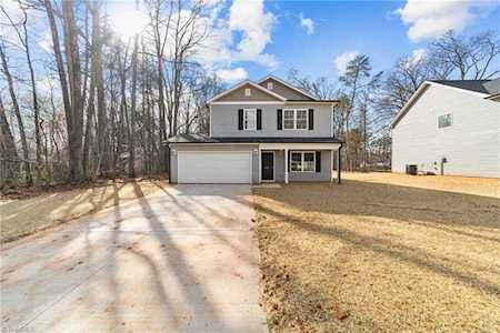 3417 Hadham Place Greensboro, NC 27405