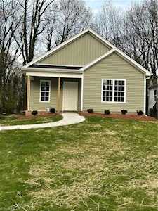 208 Morgan Place High Point, NC 27260