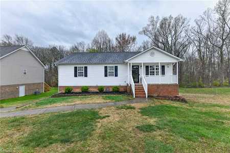 4980 Fiddlers Run Drive Kernersville, NC 27284