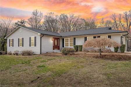 2216 W Lexington Avenue High Point, NC 27262