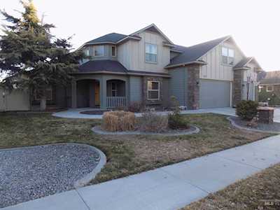 782 W Cedar Pointe Way Nampa, ID 83686